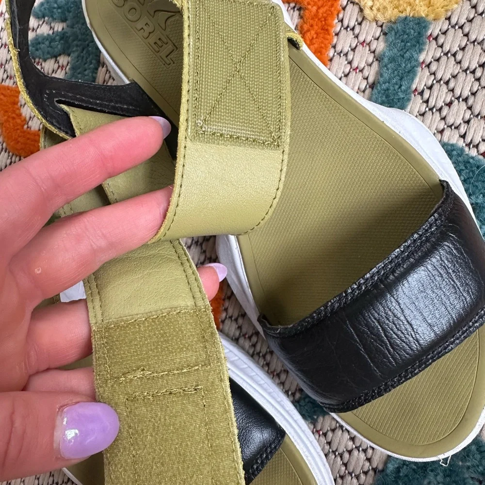 Sorel women’s Sandals in Black and Olive - Picture 8 of 9